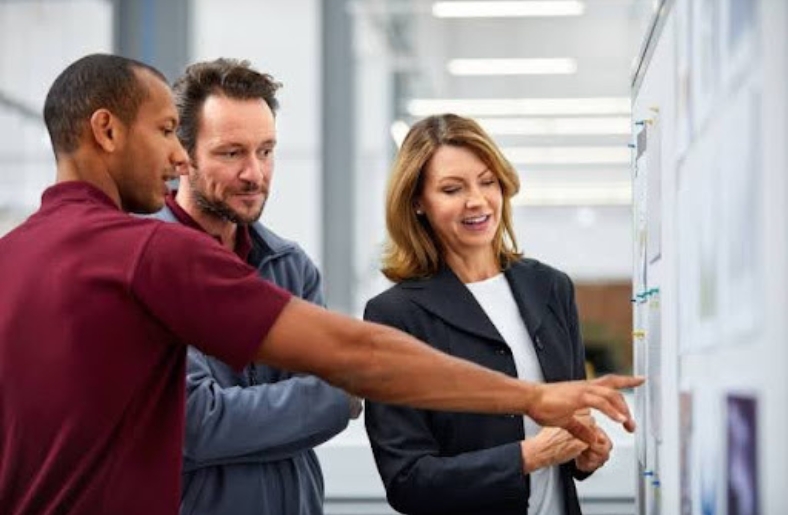 The Complete Guide to B2B Manufacturing Marketing in 2026